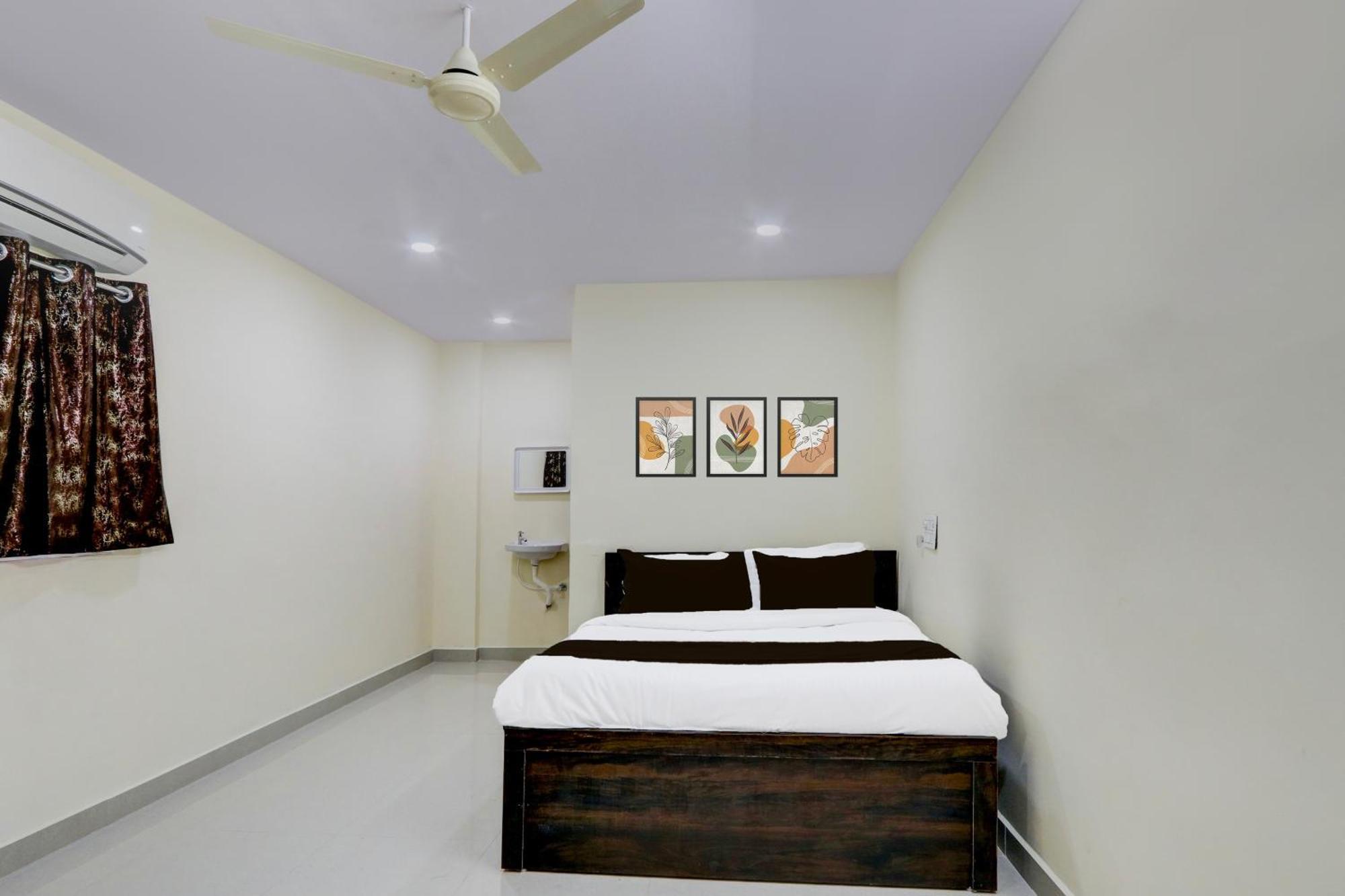 Hotel O Gk Grand Bibinagar Buitenkant foto
