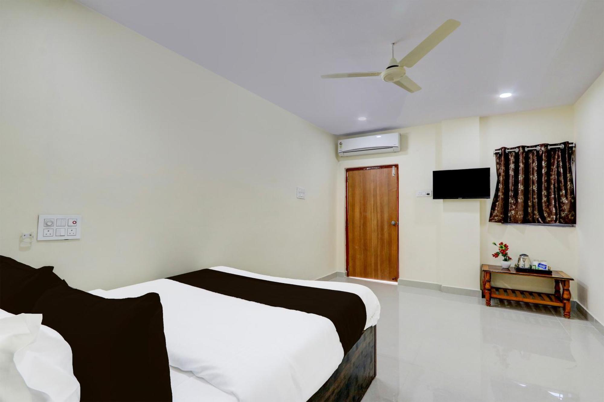 Hotel O Gk Grand Bibinagar Buitenkant foto
